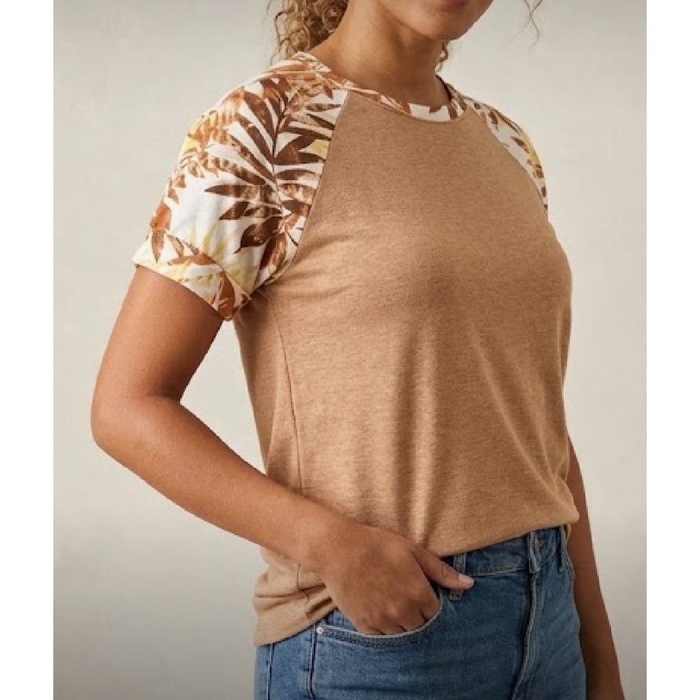 StitchWürks Women's Short Sleeve Top, Size 1X Brown With Logo Palms NWT